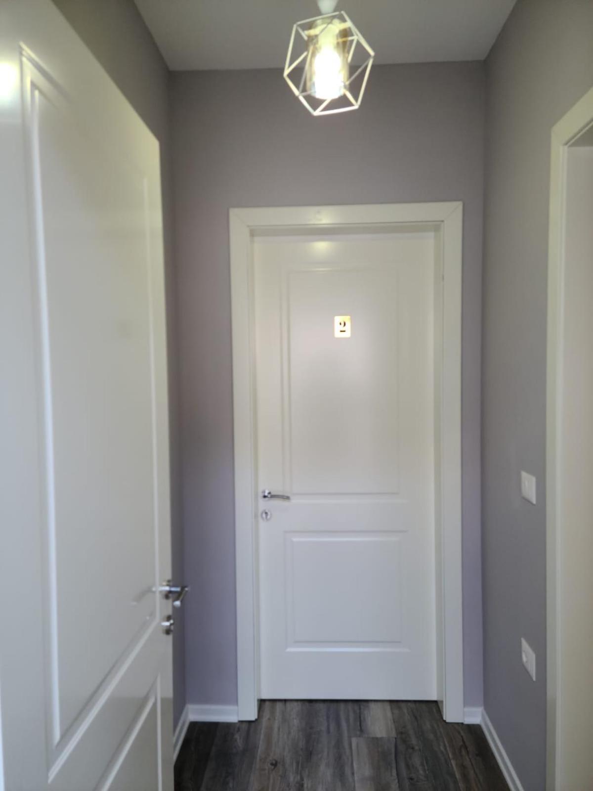 Travelers' Korca Home Ngoại thất bức ảnh