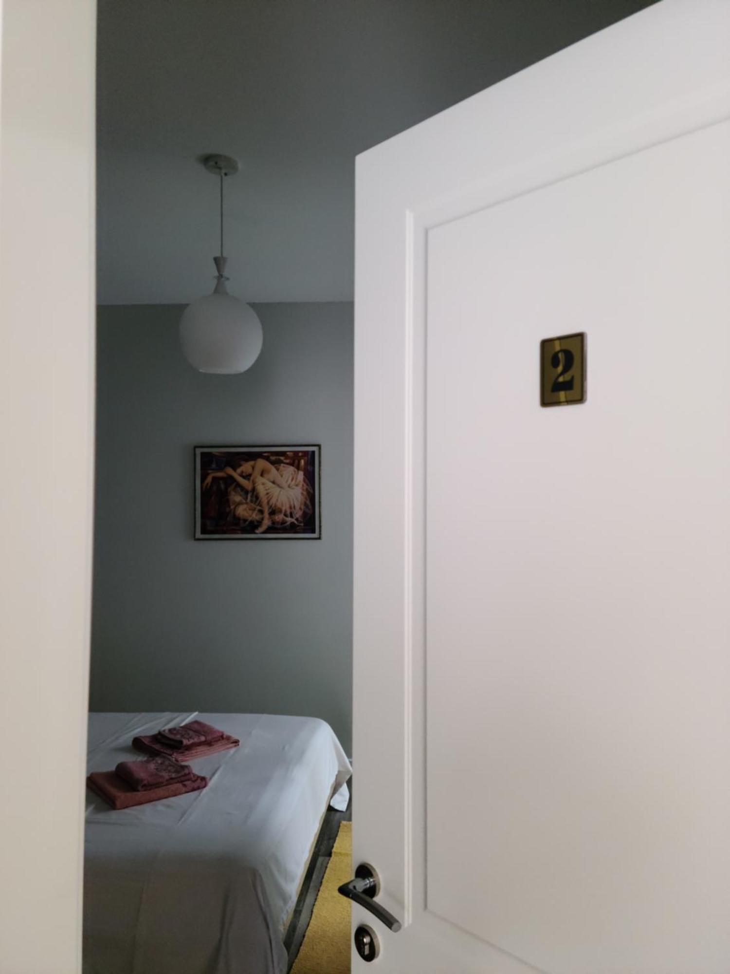 Travelers' Korca Home Ngoại thất bức ảnh